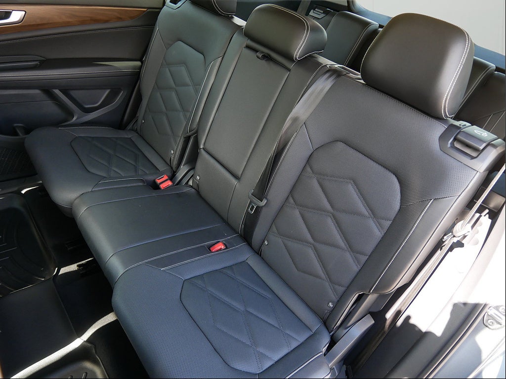 2025 Volkswagen Atlas SE 4Motion