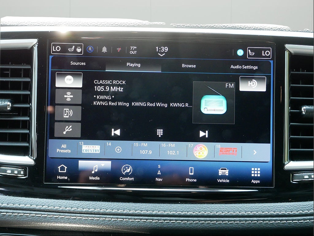2024 Chrysler Pacifica S Appearance