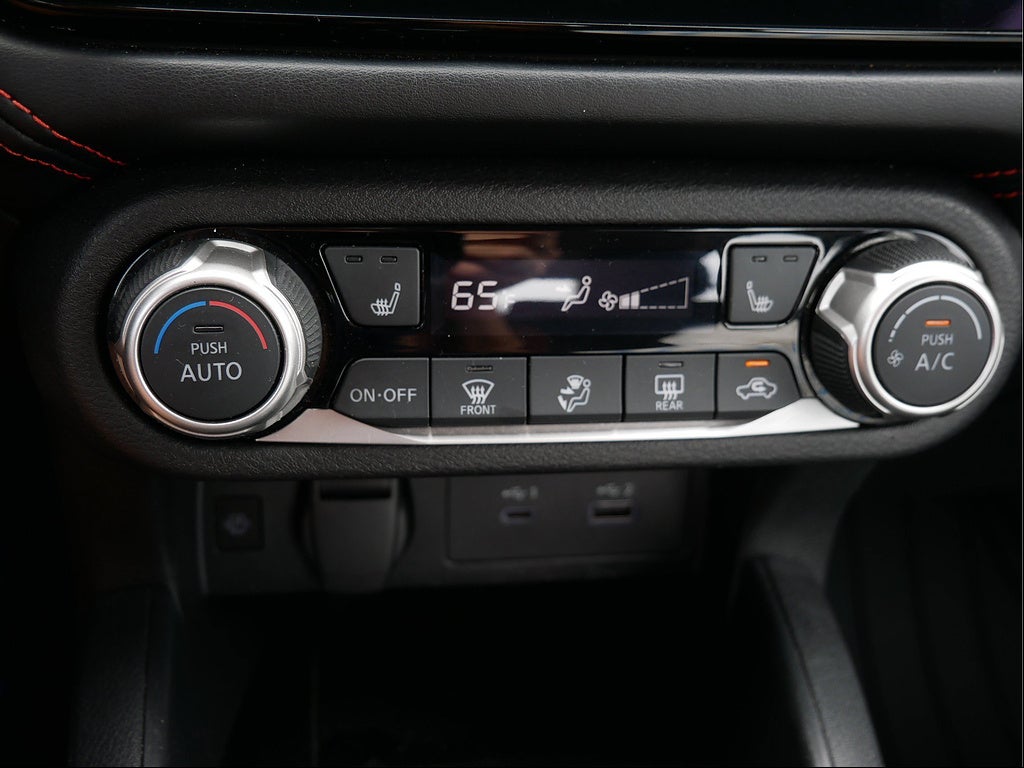 2024 Nissan Versa SR