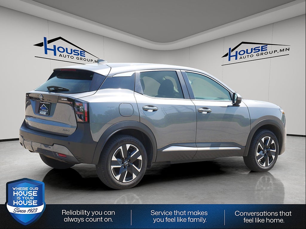 2025 Nissan Kicks SV