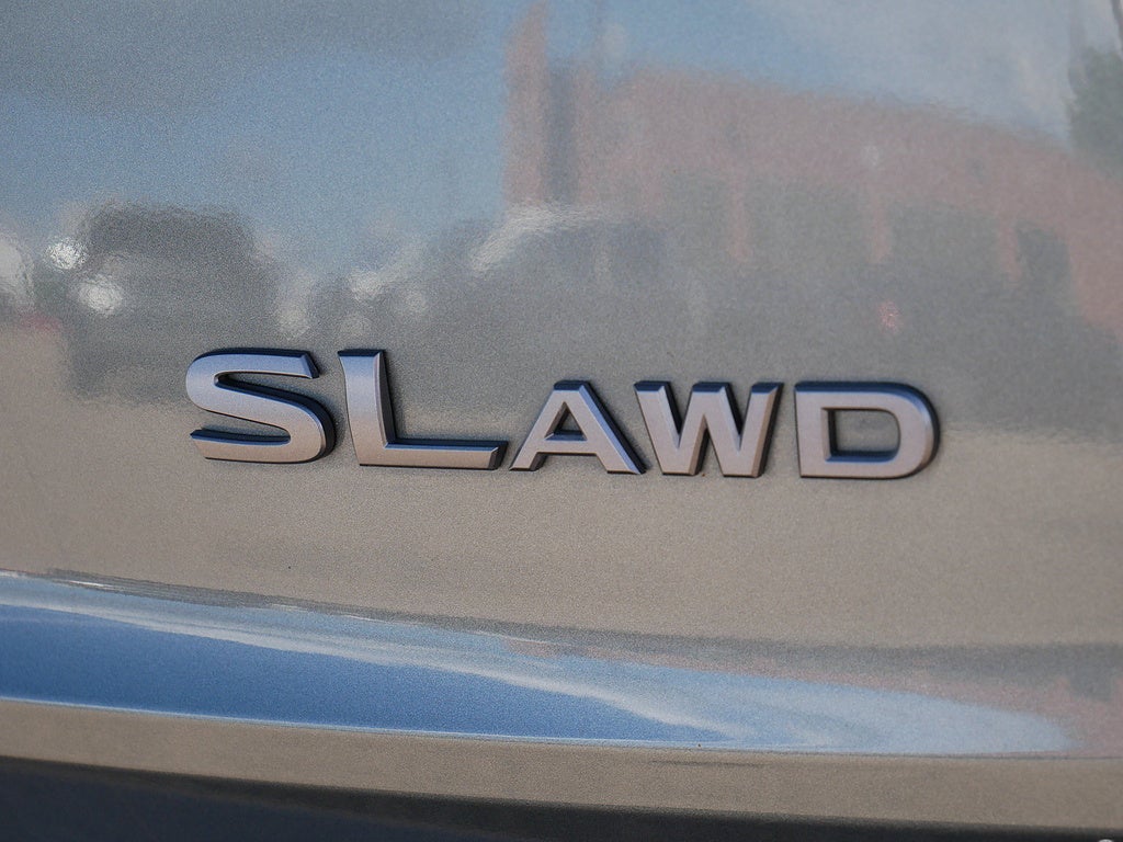 2026 Nissan Rogue SL