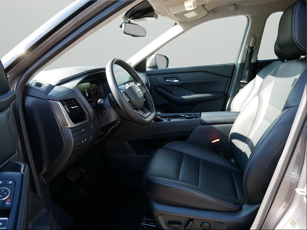 2026 Nissan Rogue SL