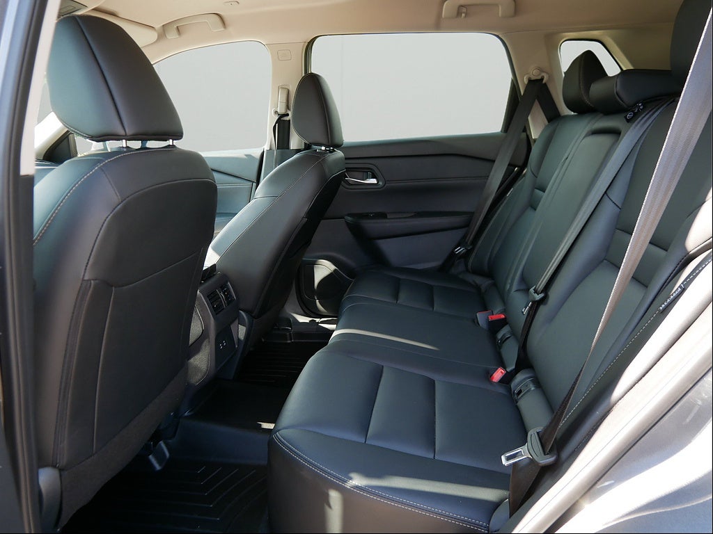 2026 Nissan Rogue SL
