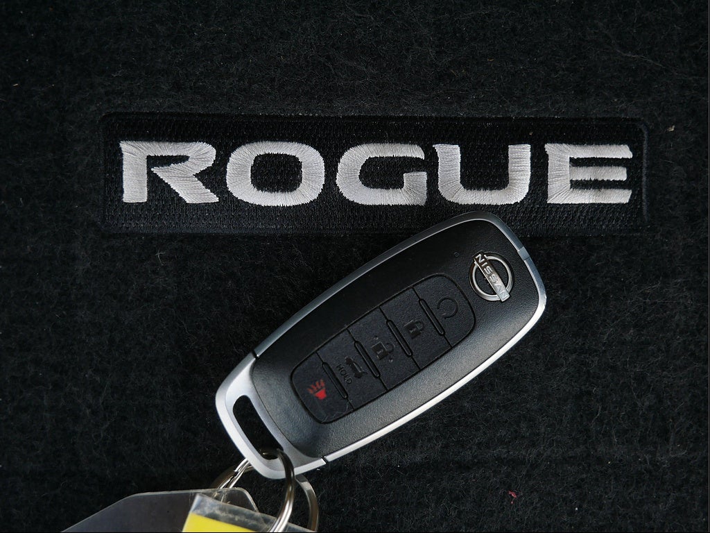 2026 Nissan Rogue SL