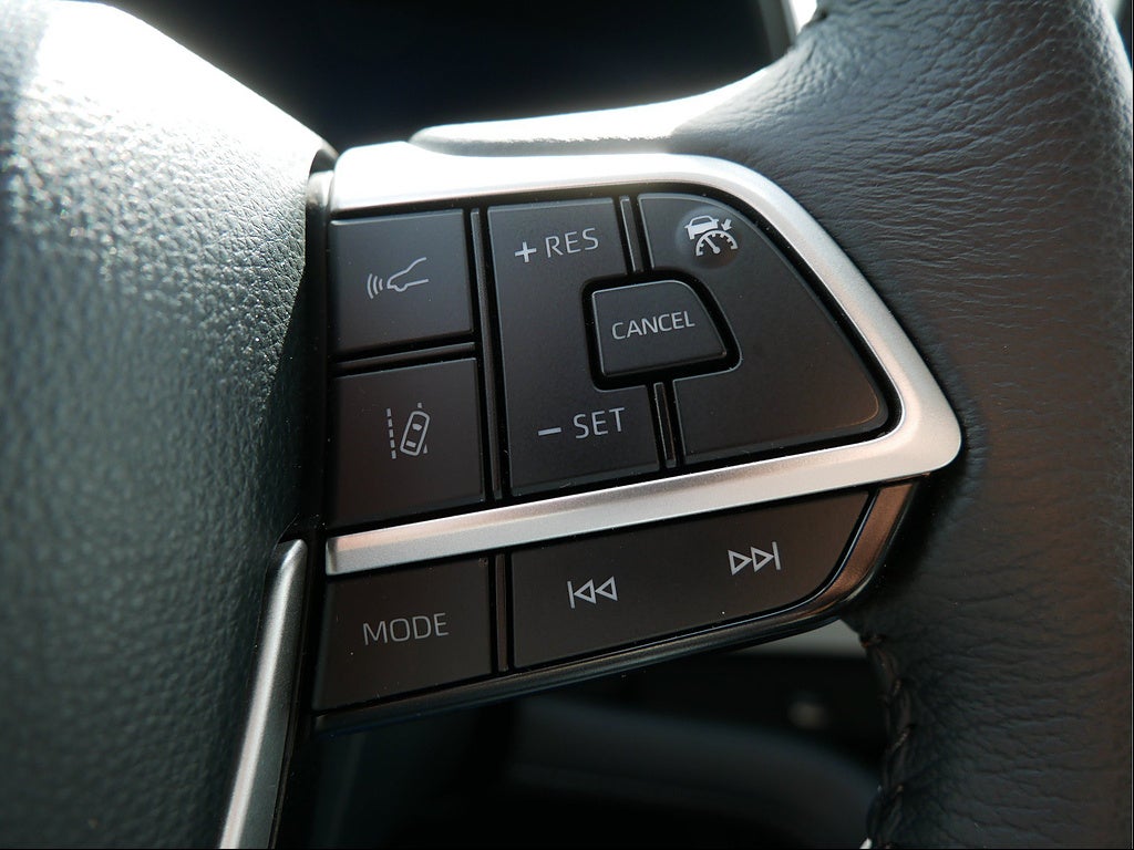 2026 Toyota Sienna XLE 8-Passenger