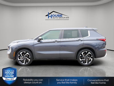 2024 Mitsubishi Outlander SE