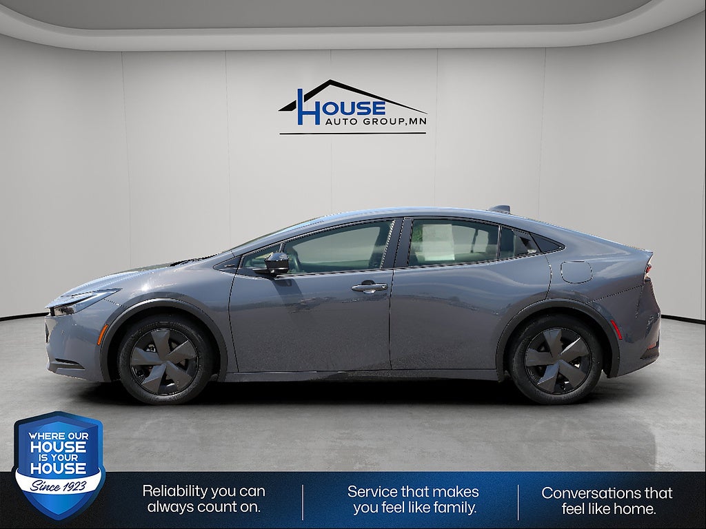 2024 Toyota Prius LE