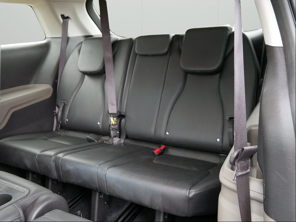 2026 Kia Carnival Hybrid LXS