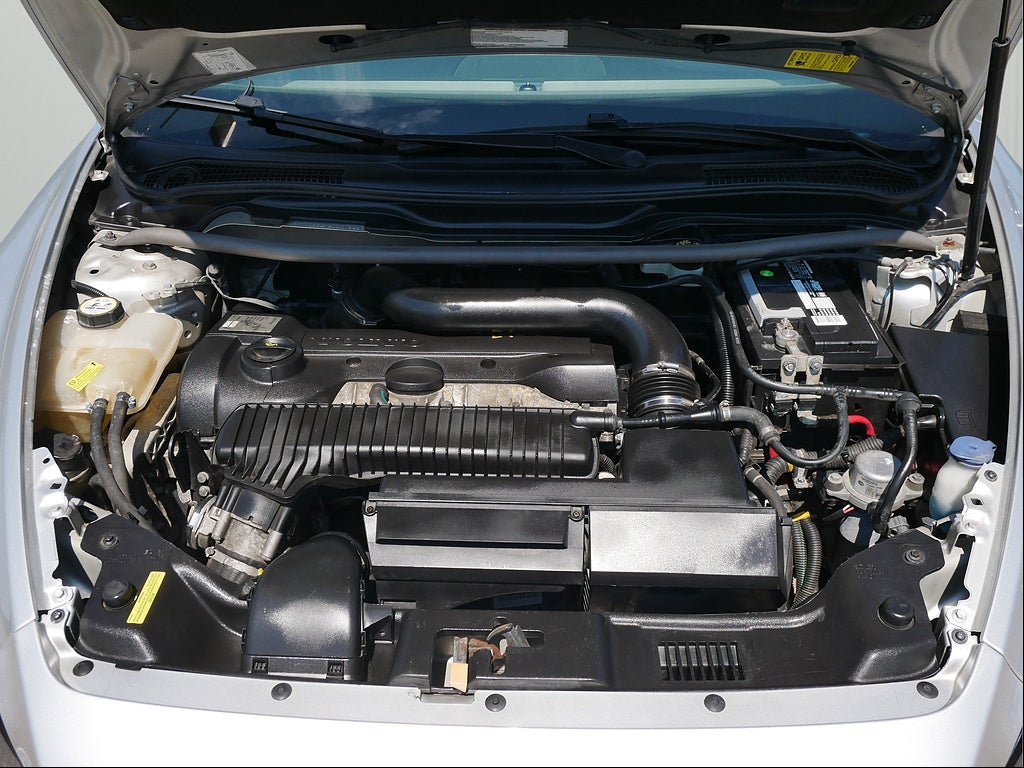 2006 Volvo C70 T5