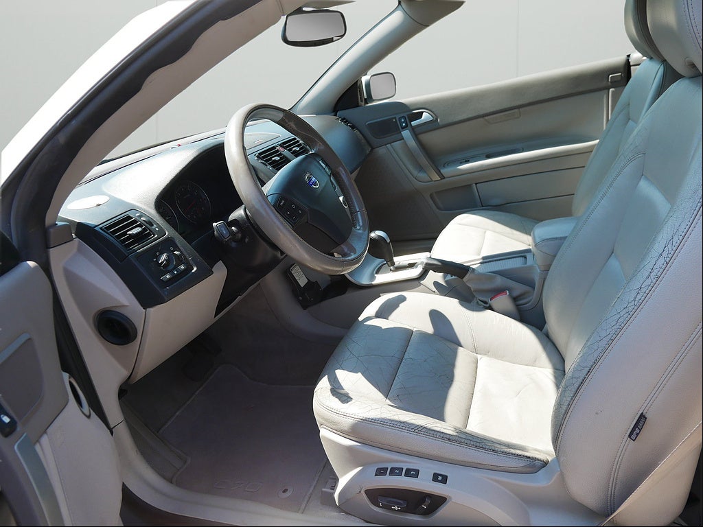 2006 Volvo C70 T5